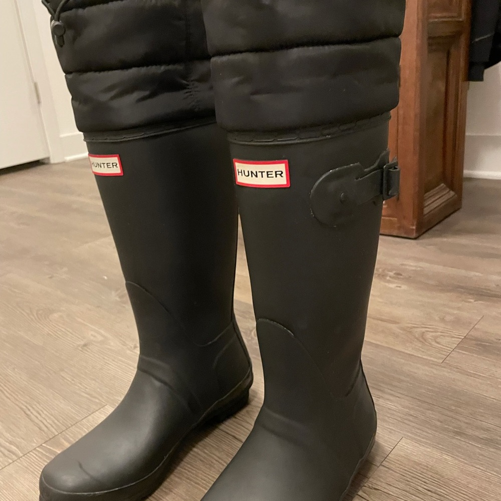 Tall Hunter rain/snow boots.
